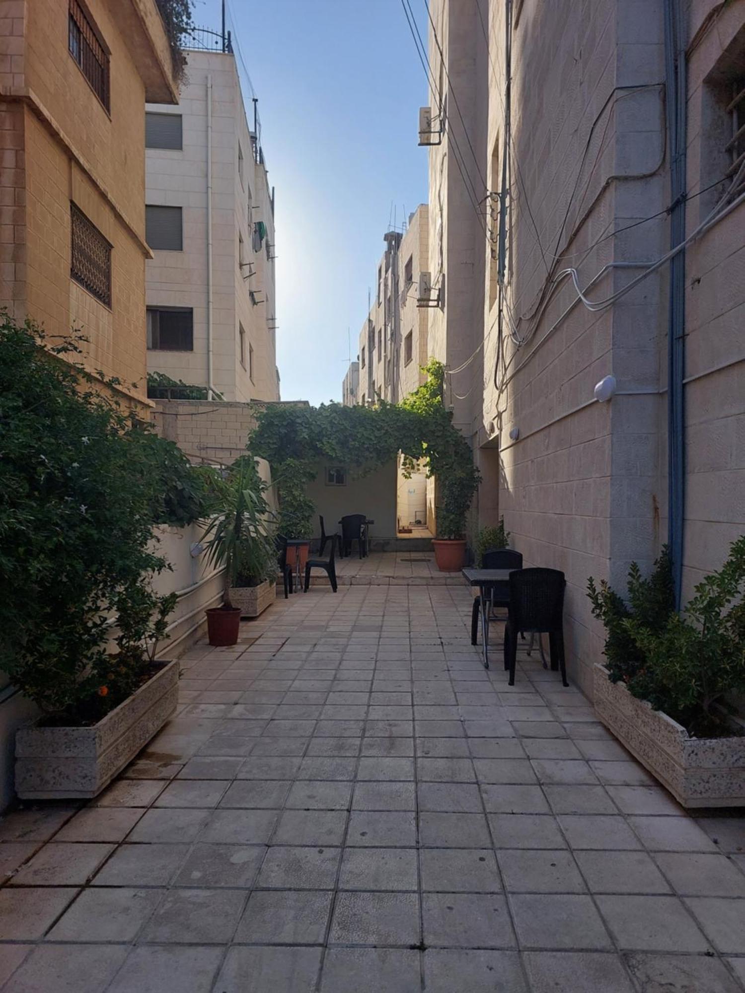 Cozy Home 4 Amman Bagian luar foto